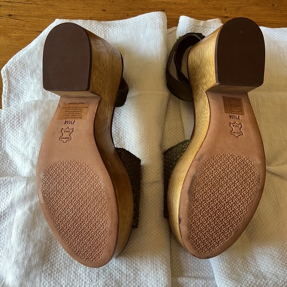 Tory Burch Camilla Calf Hair Wooden Platform Sandal - Picture 6 of 7